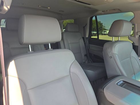 Used 2020 Chevrolet Tahoe LT AWD/4WD image 30