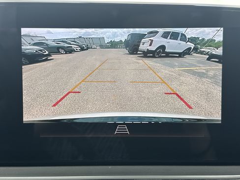 Used 2024 Buick Envista Sport Touring image 13