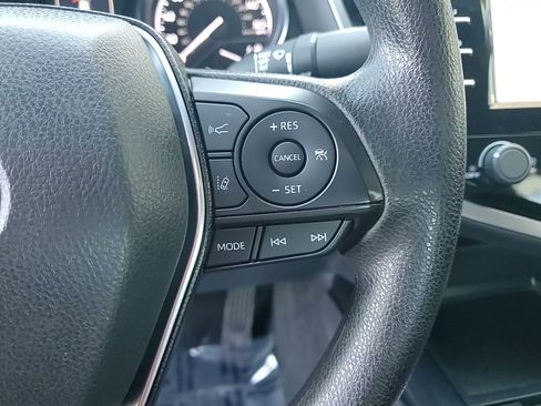 Certified 2020 Toyota Camry LE w/ Convenience Package image 26