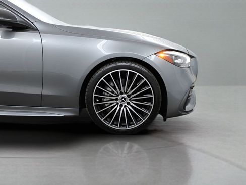 Used 2023 Mercedes-Benz C 300 Sedan image 40