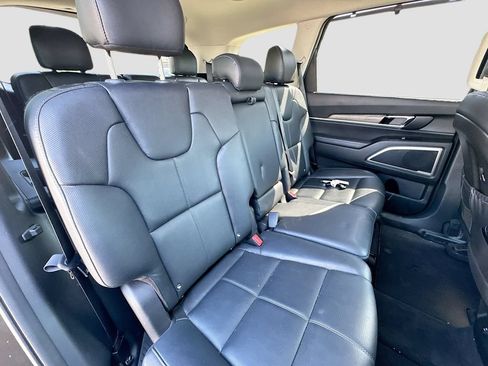 Used 2020 Kia Telluride EX AWD/4WD image 30