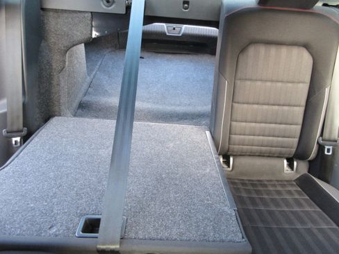 Used 2019 Volkswagen Jetta GLI image 31