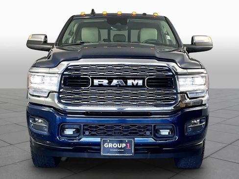 Used 2021 RAM 2500 Limited AWD/4WD image 4