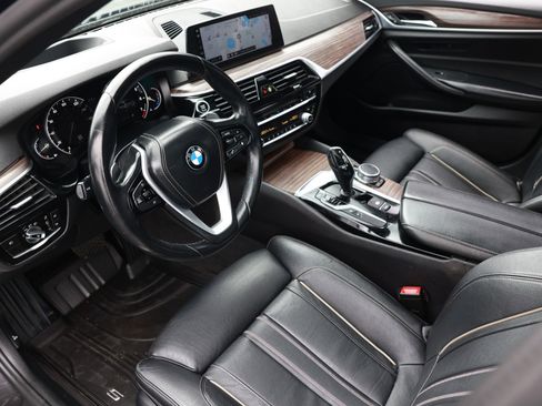 Used 2017 BMW 530i RWD image 6
