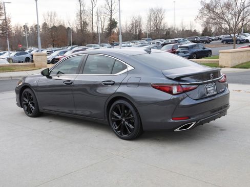 Used 2022 Lexus ES 350 F Sport image 7