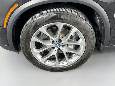 Used 2024 BMW X5 xDrive40i AWD/4WD image 32