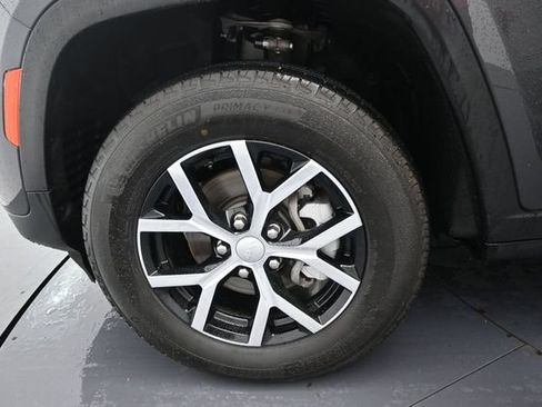 Used 2024 Jeep Grand Cherokee Limited w/ Trailer Tow Package AWD/4WD image 44