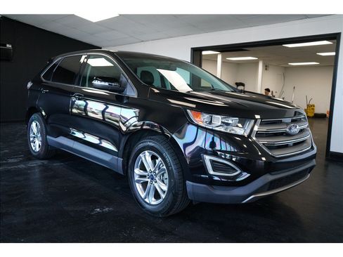 Used 2016 Ford Edge SEL w/ Equipment Group 201A FWD image 9