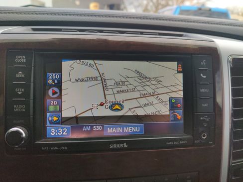 Used 2011 RAM 2500 Laramie w/ Cold Weather Group image 36