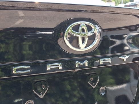 Used 2023 Toyota Camry SE FWD image 31