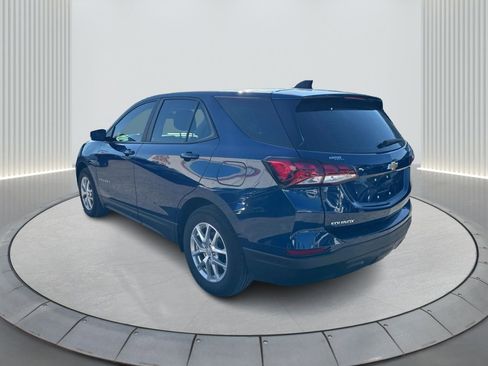 Used 2023 Chevrolet Equinox LS image 8