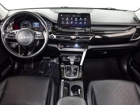 Used 2023 Kia Seltos EX image 26