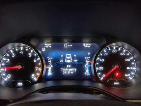 Used 2024 Jeep Compass Sport image 23