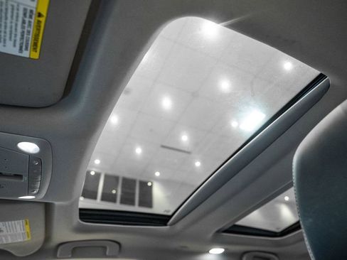 Used 2017 Nissan Maxima Platinum w/ Medallion Package image 24