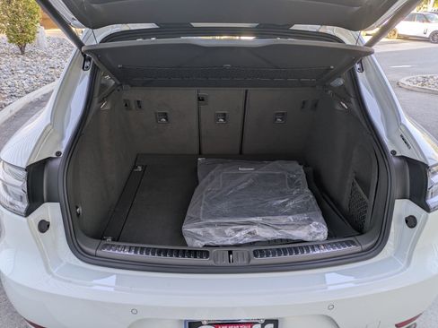 Used 2019 Porsche Macan S image 34