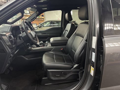 Used 2025 Ford F150 Lariat image 8