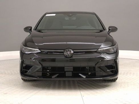 Used 2025 Volkswagen Golf R Black Edition image 4