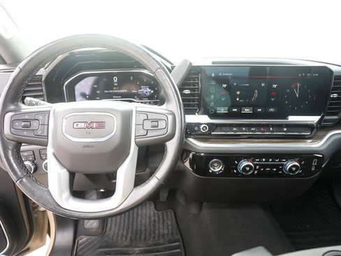 Used 2022 GMC Sierra 1500 Elevation image 14