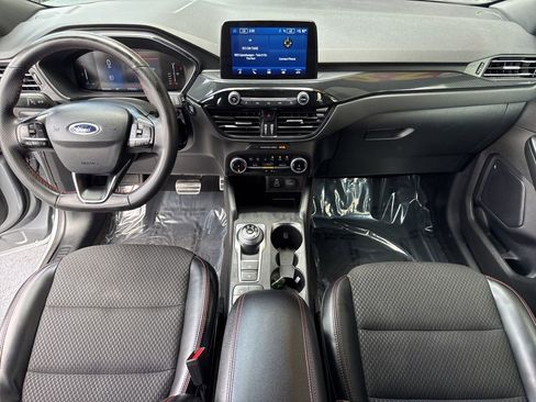 Used 2024 Ford Escape ST-Line FWD image 16