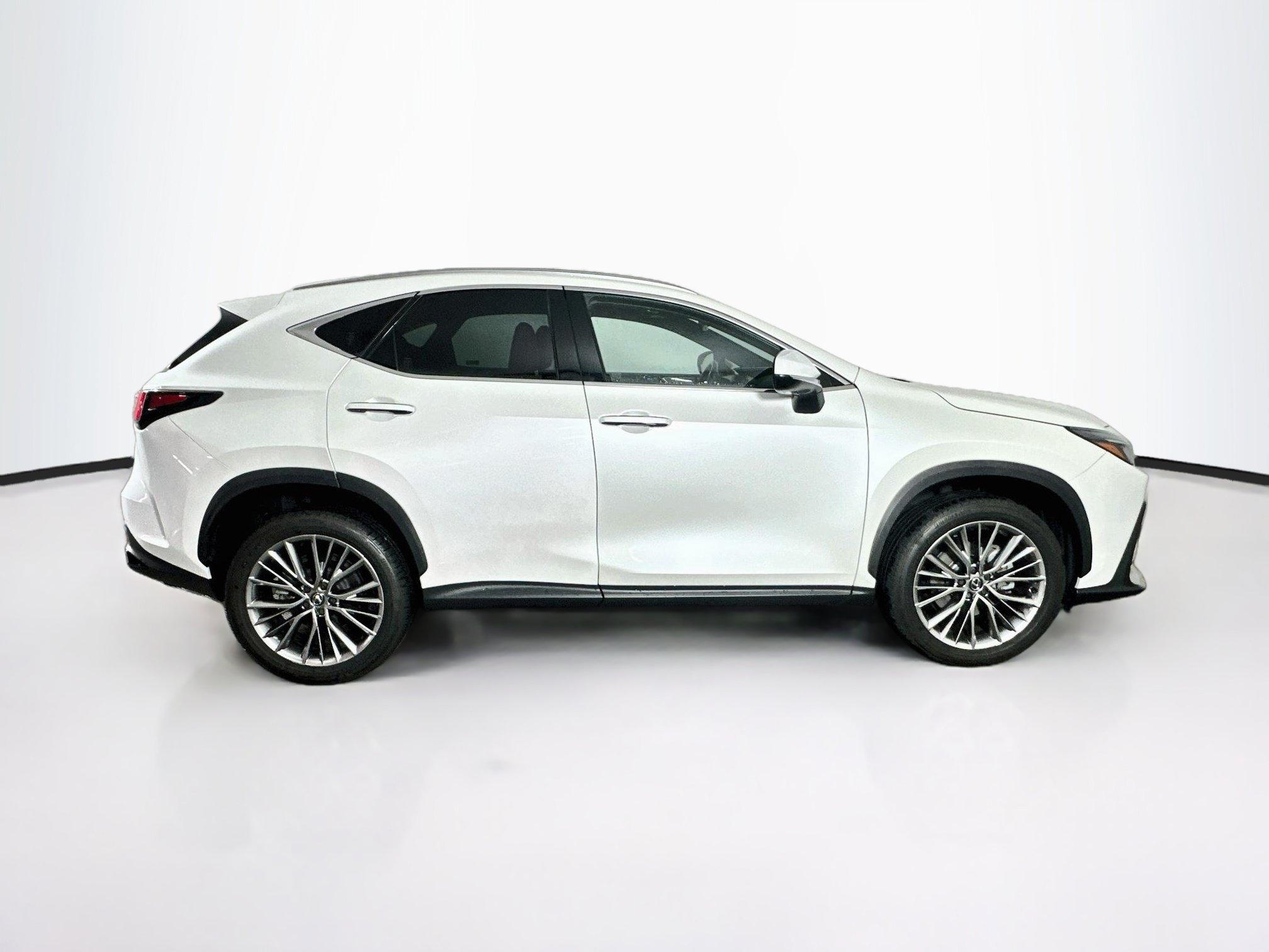 Used 2025 Lexus NX 350 AWD w/ Premium Package image 10