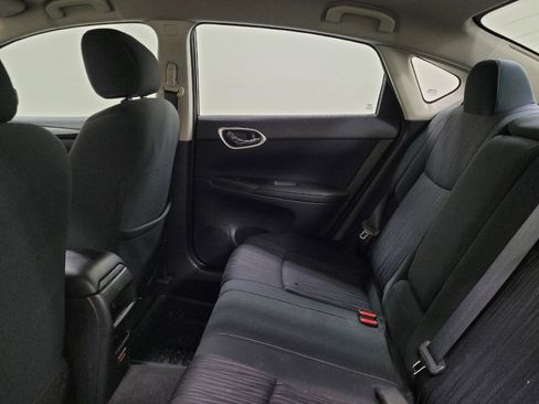 Used 2019 Nissan Sentra SV FWD image 18