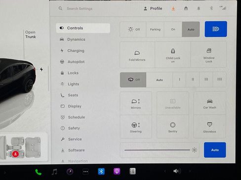 Used 2023 Tesla Model Y Long Range AWD/4WD image 28