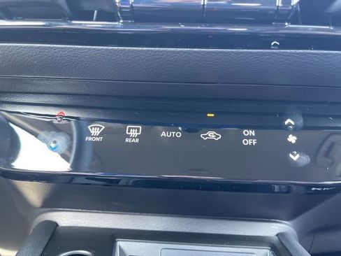 New 2025 Nissan Kicks SR image 21