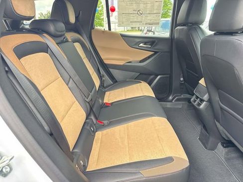 New 2026 Chevrolet Equinox ACTIV FWD image 12