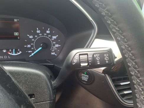 Used 2022 Ford Escape SEL FWD image 25