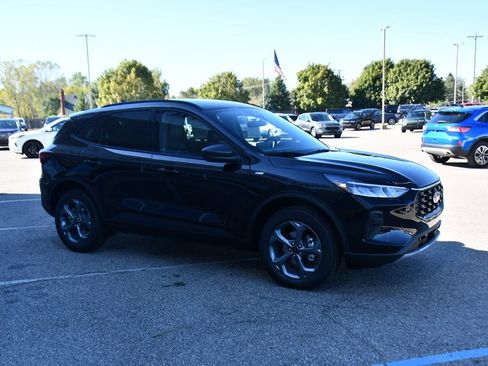 Used 2026 Ford Escape ST-Line w/ Tech Pack #1 image 8