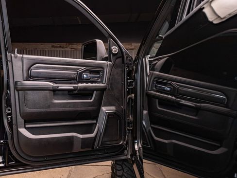 Used 2024 RAM 3500 Limited w/ Night Edition AWD/4WD image 40