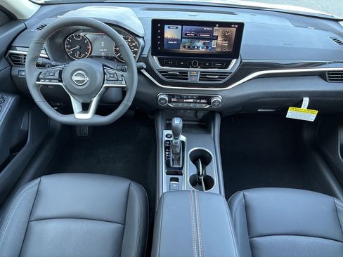 New 2026 Nissan Altima 2.5 SR FWD image 21