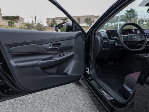 New 2026 Nissan Sentra SR image 11