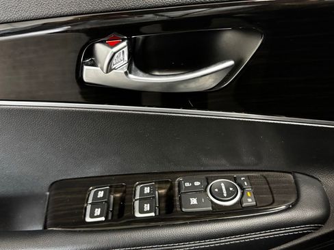 Used 2019 Kia Sorento FWD w/ LX Convenience Package image 12