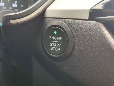 Certified 2021 Ford Escape SE w/ Cold Weather Package image 28