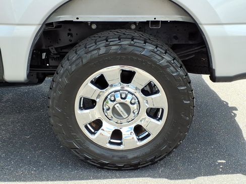 Used 2024 Ford F250 Lariat w/ Lariat Ultimate Package AWD/4WD image 22