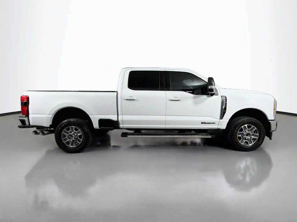 Used 2025 Ford F350 Lariat AWD/4WD image 4