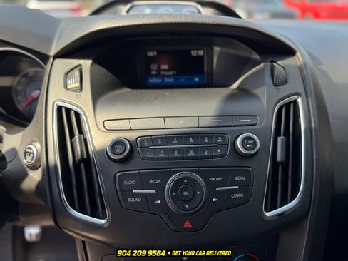 Used 2018 Ford Focus ST FWD image 21