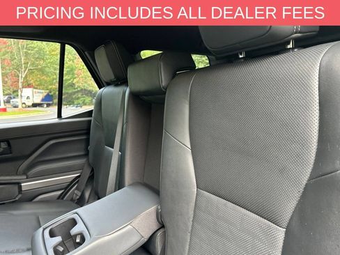 Certified 2026 Toyota 4Runner TRD Off-Road Premium AWD/4WD image 10