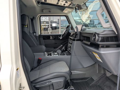 Used 2024 INEOS Grenadier AWD/4WD image 31