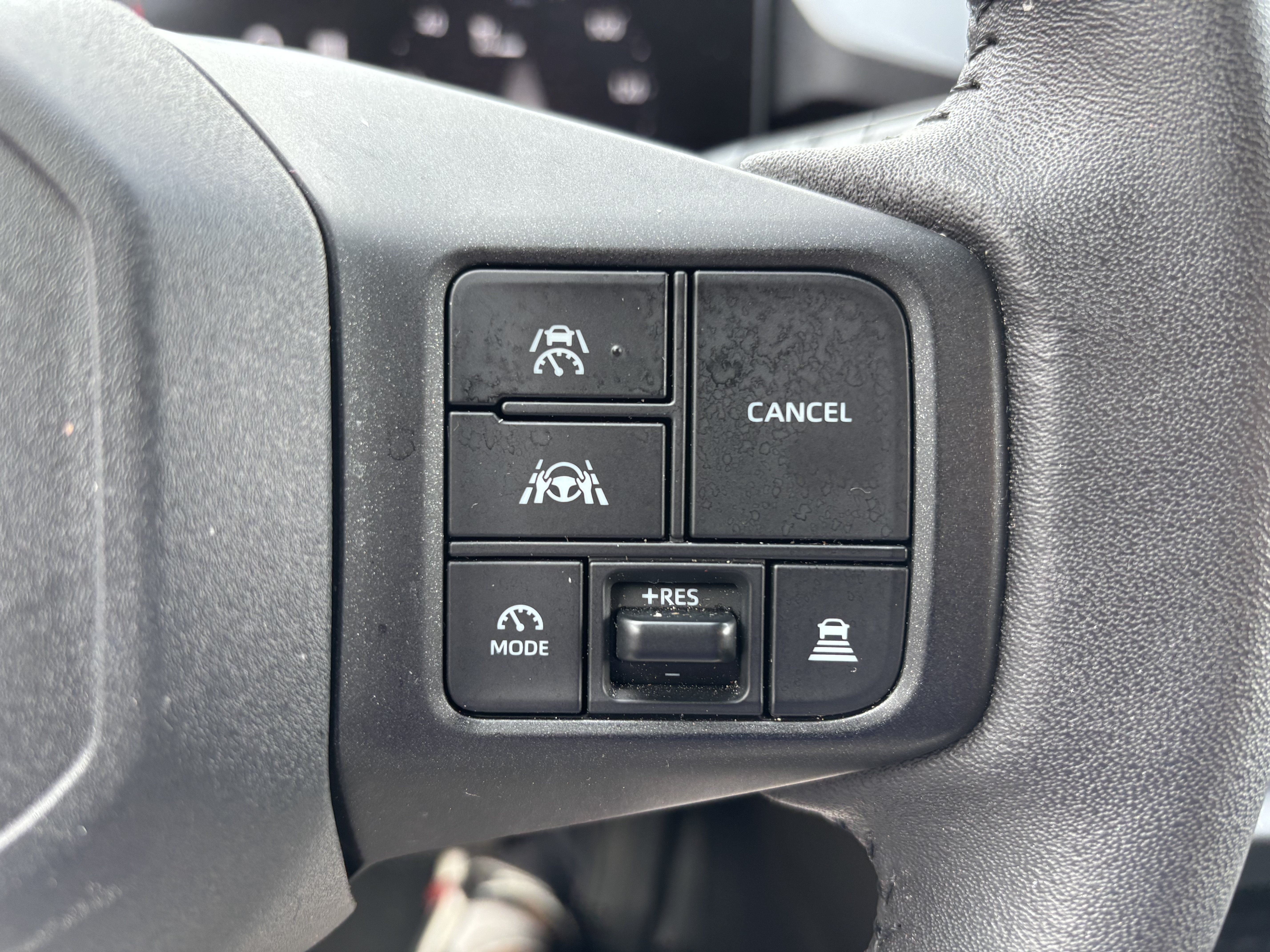 Used 2026 Toyota RAV4 XLE Premium AWD/4WD image 20
