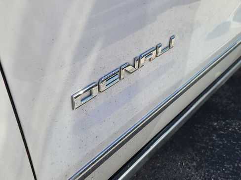 Used 2018 GMC Sierra 1500 Denali w/ Denali Ultimate Package AWD/4WD image 4