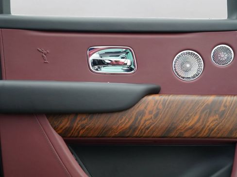 Certified 2020 Rolls-Royce Cullinan AWD/4WD image 19