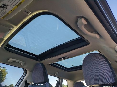 New 2026 MINI Cooper 4-Door Hardtop FWD image 15