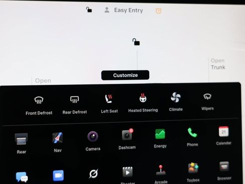 Used 2026 Tesla Model Y Long Range image 9