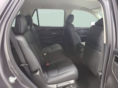 Used 2025 Honda Pilot EX-L image 13