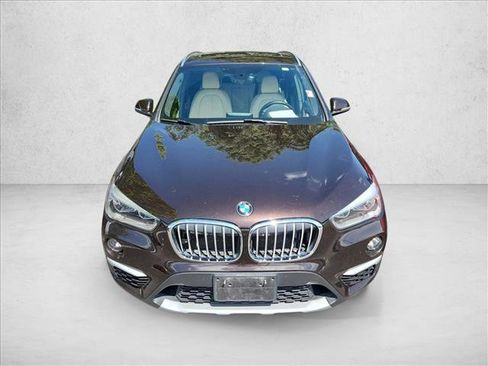 Used 2017 BMW X1 xDrive28i AWD/4WD image 3