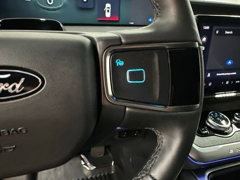 Used 2026 Ford Expedition Tremor AWD/4WD image 15
