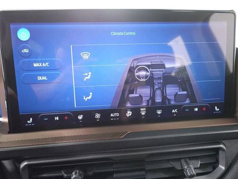 Used 2025 Ford Bronco Sport Outer Banks w/ Outer Banks Tech Package+ image 19