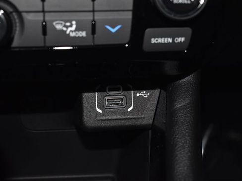 New 2026 Jeep Compass Limited w/ Sun, Sound & Navigation Group image 18